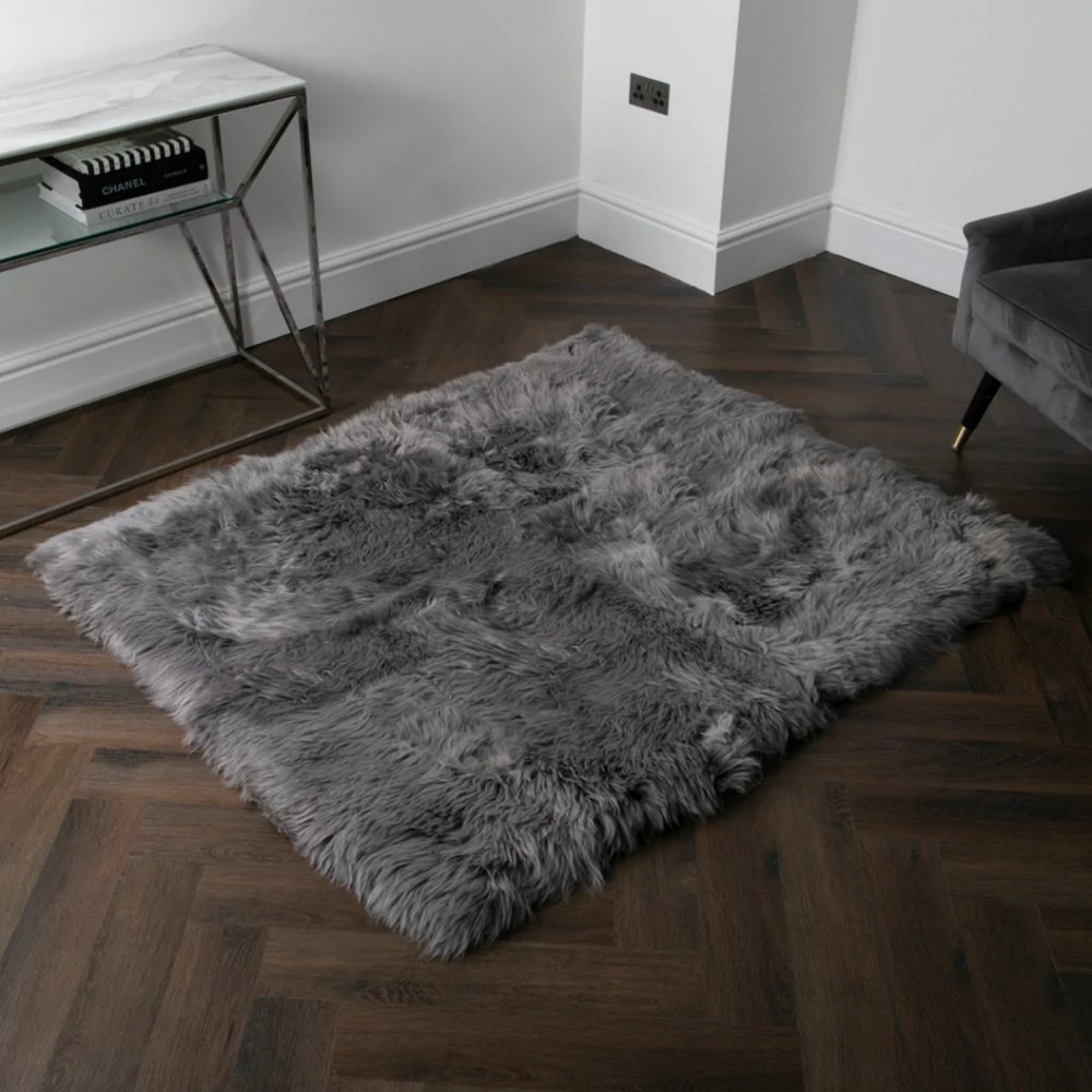 Beaumont New Zealand Sheepskin Rug in Grey